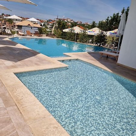 Golden Ring Resort Farke e Madhe Buitenkant foto