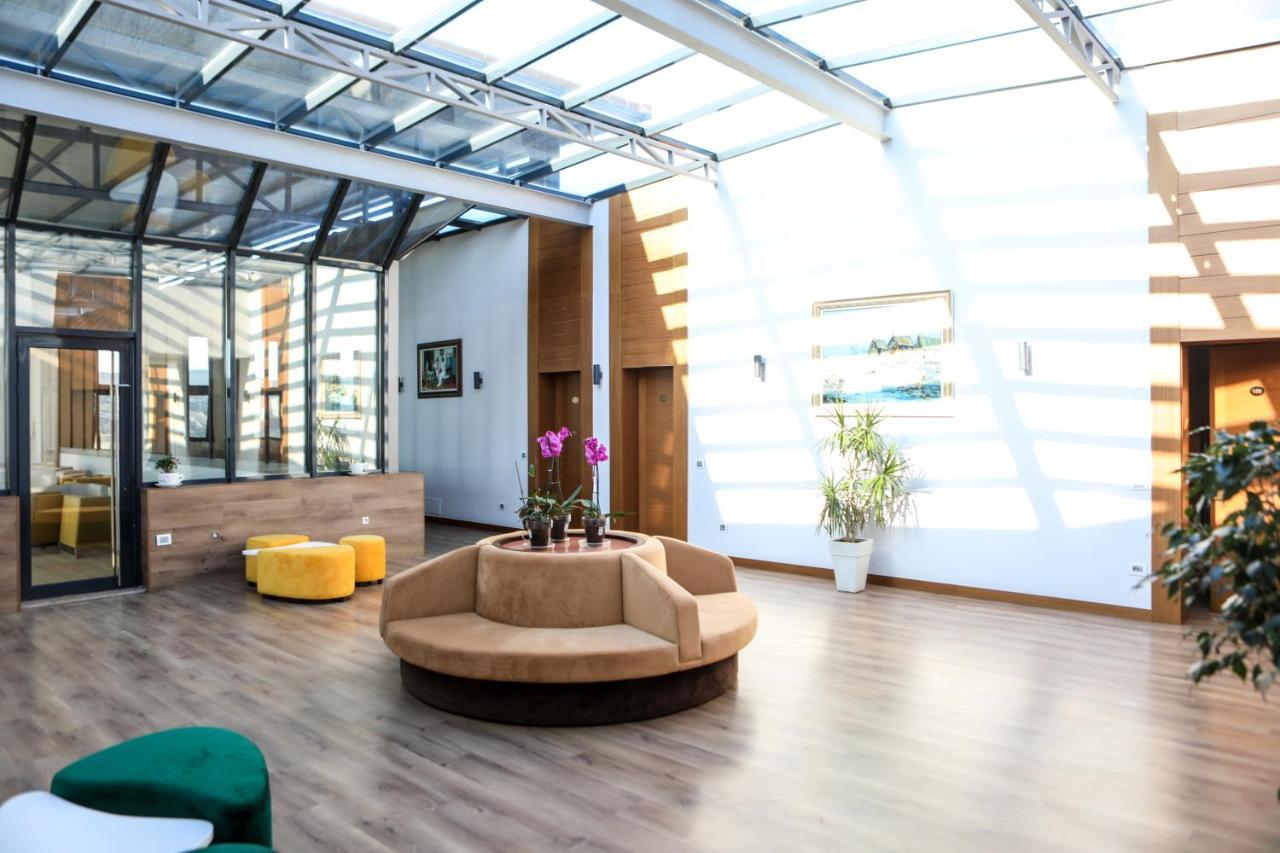 Golden Ring Resort Farke e Madhe Buitenkant foto